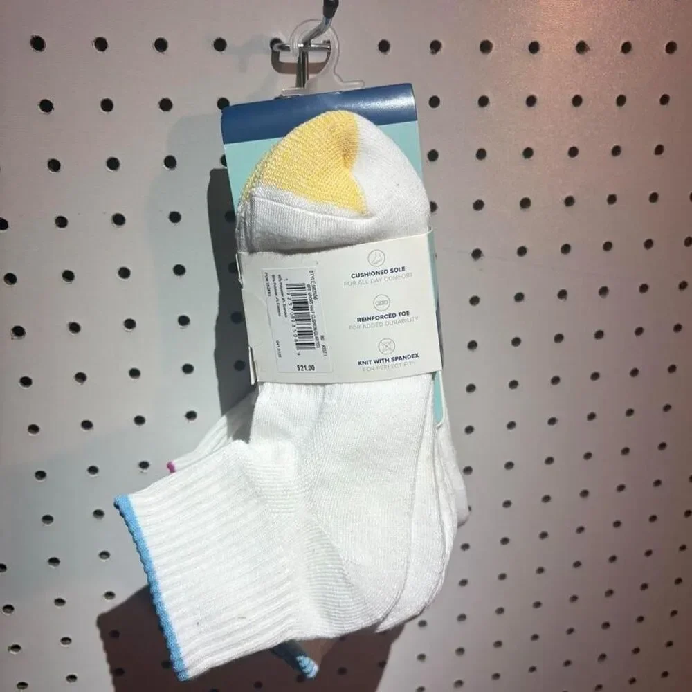 Gold-toe Women's White and Cream Socks